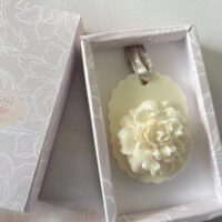 Cashmere musk and sandalwood scented ivory rose soap, a beautiful birthday gift.