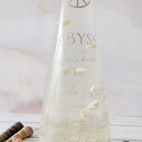 Salsola Kali Abyss: an exquisite coastal luxury bubble bath gift in a 41 oz decorative glass bottle.