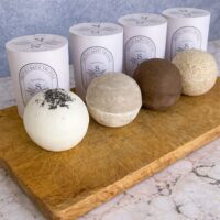 Salsola Kali frothy bath truffles: an exquisite Mother's Day gesture for a spa-like ritual.