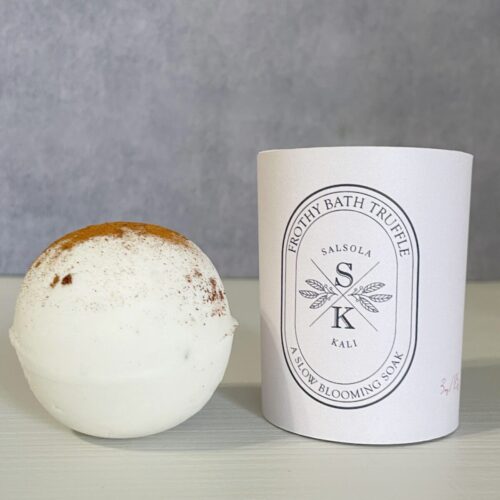 Toasted cinnamon and vanilla bean scented bath truffle, an exquisite birthday gesture.